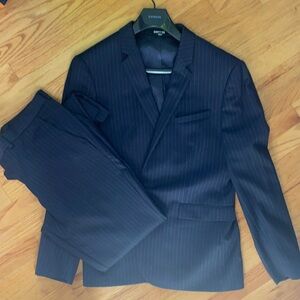 Express Navy Pinstripe Full Suit 42R and 34x34